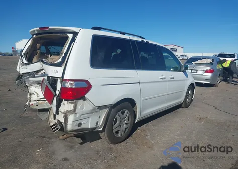 2007 Honda Odyssey Touring z USA, uszkodzony, nr VIN 5FNRL38817B031344